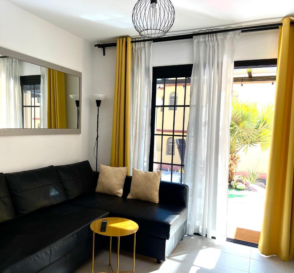 Paola Comfort Apartment Costa Calma Exteriör bild