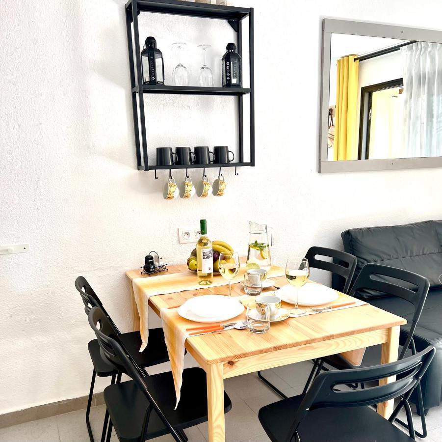 Paola Comfort Apartment Costa Calma Exteriör bild